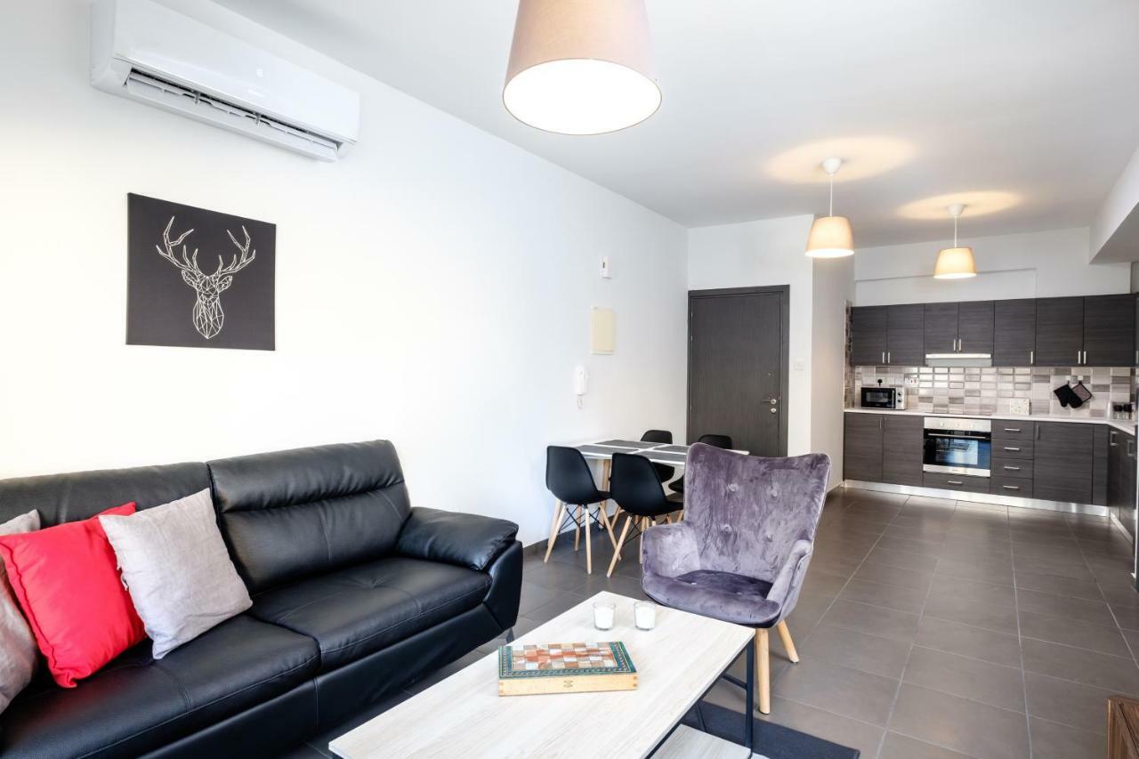 Book Me Now Central Flat Apartamento Larnaca Exterior foto