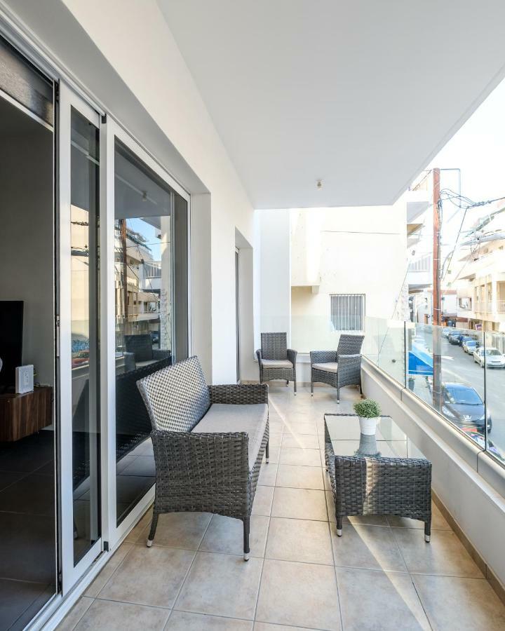 Book Me Now Central Flat Apartamento Larnaca Exterior foto